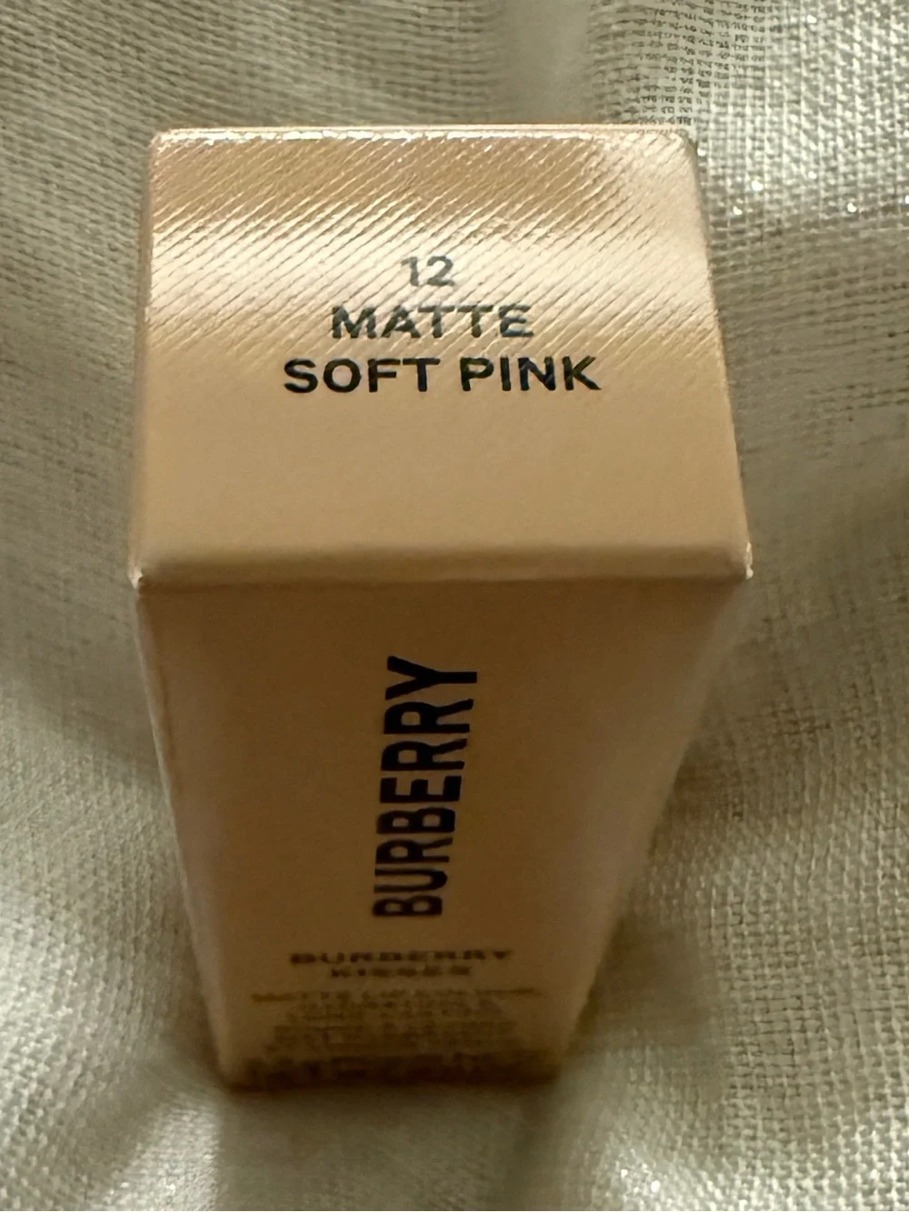 Burberry Kisses Matte Lip Colour - Nude Beige